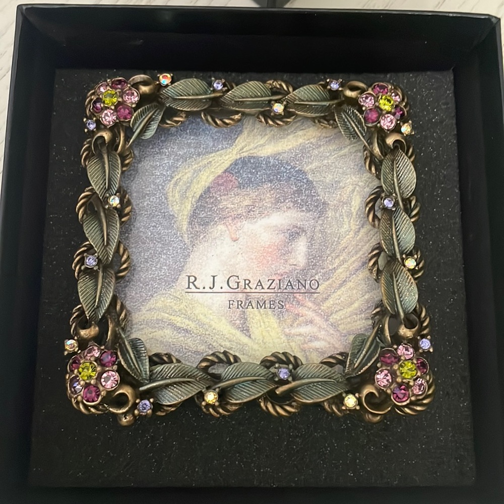 R. J. Graziano. Rare frame.